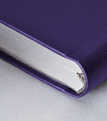 Hieronymus notebooks leather notebook h5 leather violet a005491 detail1